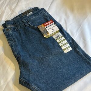 Wrangler Men’s Dark Blue Reg Fit Jeans 42/30